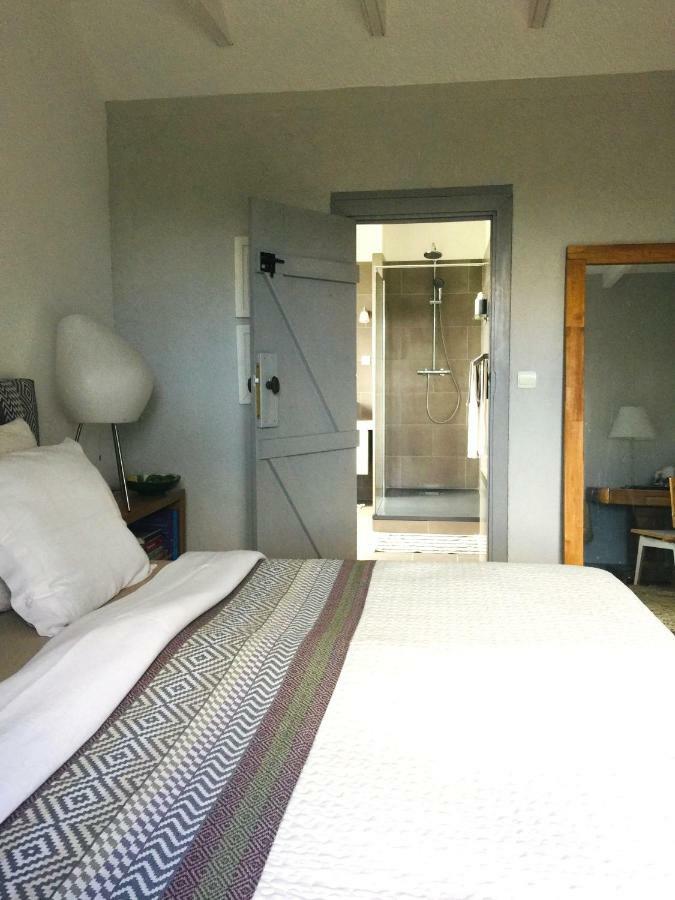 La Colline Des Renards Chambres Locmaria-Berrien 외부 사진